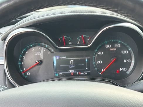 Used 2019 Chevrolet Impala LT w/ LT Convenience Package image 16