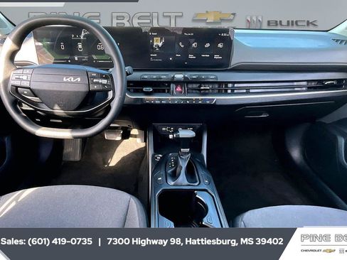 Used 2025 Kia K4 FWD image 13