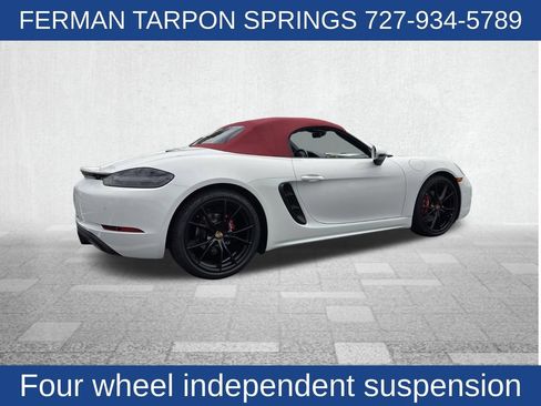 Used 2019 Porsche 718 Boxster RWD image 11
