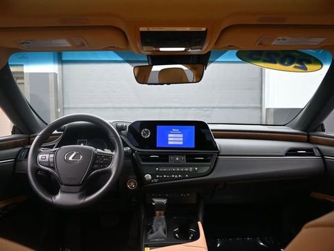 Certified 2025 Lexus ES 350 w/ Premium Package FWD image 22
