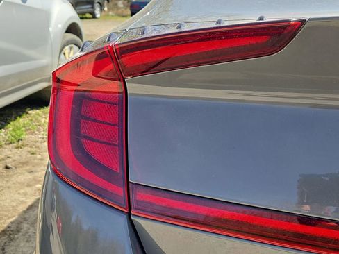 Used 2020 Hyundai Sonata SEL w/ Cargo Package image 6