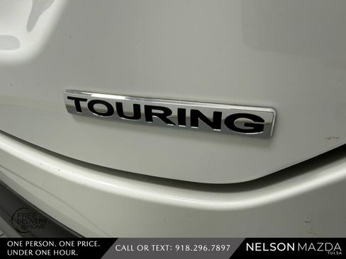 Used 2023 Honda Pilot Touring image 15