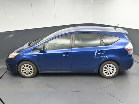 Used 2012 Toyota Prius V Two image 34