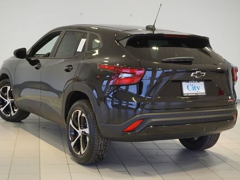 New 2026 Chevrolet Trax RS image 7