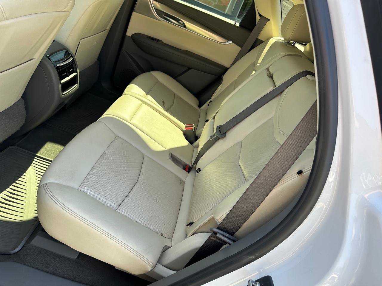 Used 2021 Cadillac XT5 Premium Luxury FWD image 26