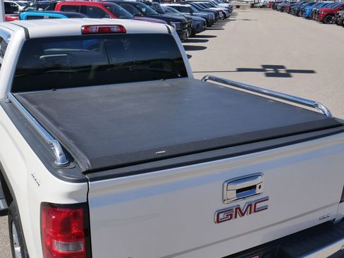 Used 2015 GMC Sierra 1500 SLT w/ SLT Crew Cab Value Package image 22