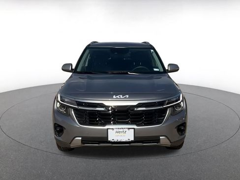 Used 2025 Kia Seltos S image 4