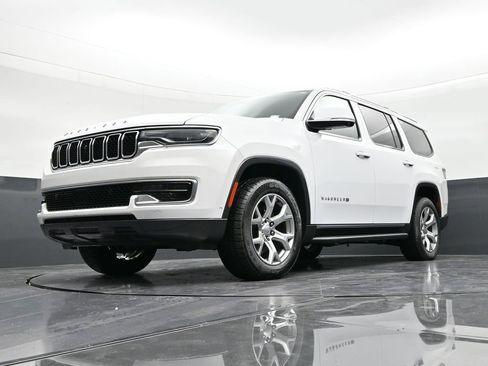 Used 2022 Jeep Wagoneer Series I w/ Convenience Group I image 20