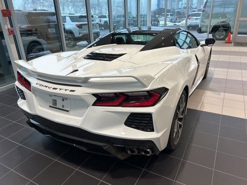 Used 2024 Chevrolet Corvette Stingray Premium Conv w/ Z51 Performance Package image 5
