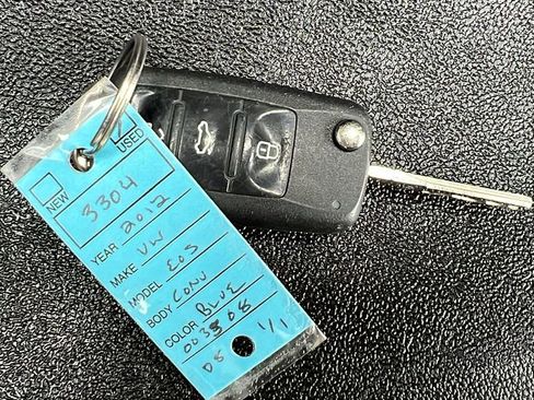 Used 2012 Volkswagen Eos Komfort image 35