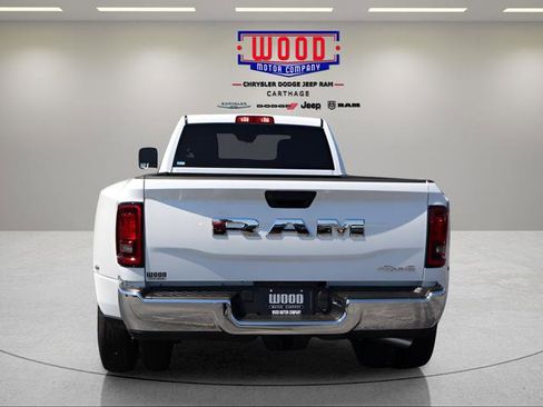 New 2026 RAM 3500 Tradesman AWD/4WD image 4