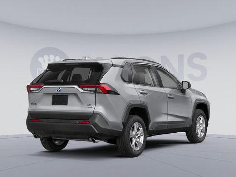 Used 2024 Toyota RAV4 LE AWD/4WD image 2