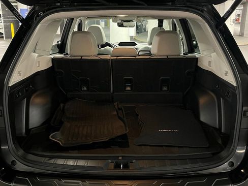 Used 2020 Subaru Forester Limited image 35