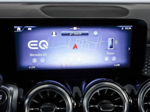 Certified 2024 Mercedes-Benz EQB 250+ image 16