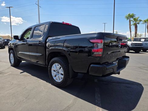 Used 2023 Nissan Frontier SV w/ Tow Package AWD/4WD image 4