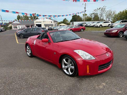Used 2007 Nissan 350Z Touring image 15