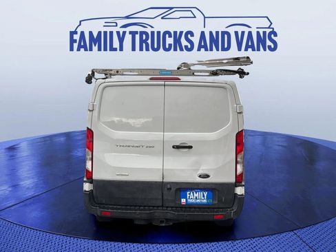 Used 2019 Ford Transit 250 130 Low Roof image 4