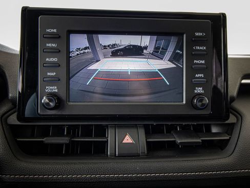 Used 2019 Toyota RAV4 XLE AWD/4WD image 43