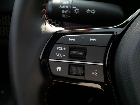 Certified 2027 Honda HR-V Sport image 27