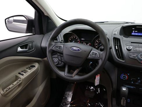 Used 2017 Ford Escape SE FWD image 29