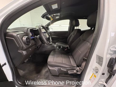 Used 2023 Chevrolet Colorado W/T RWD image 12