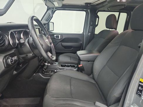 Certified 2022 Jeep Gladiator Sport AWD/4WD image 20