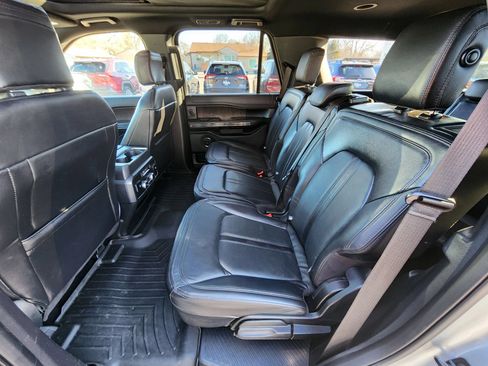 Used 2020 Ford Expedition Limited w/ Equipment Group 301A AWD/4WD image 15