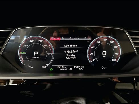 Certified 2024 Audi Q8 e-tron Premium Plus AWD/4WD image 21