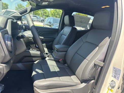 New 2026 Chevrolet Colorado Trail Boss AWD/4WD image 11