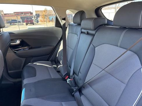 Used 2019 Kia Niro EX w/ Cold Weather Package 2.0 image 15