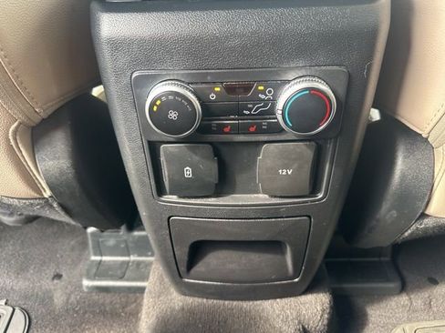 Used 2024 Ford Explorer Limited image 25