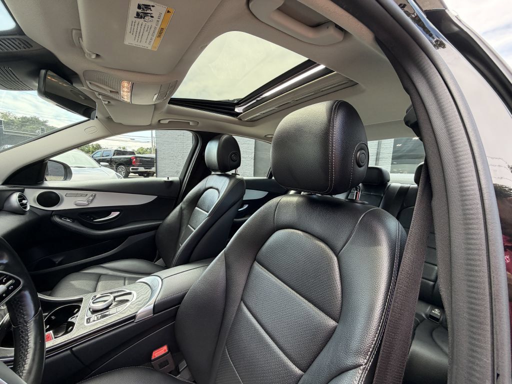 Used 2021 Mercedes-Benz C 300 4MATIC Sedan image 14