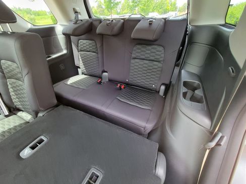 New 2025 Nissan Pathfinder SV w/ Cargo Package image 12