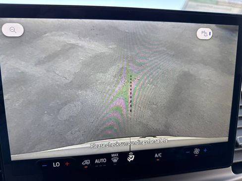 New 2026 Ford Transit 250 148 Medium Roof image 25