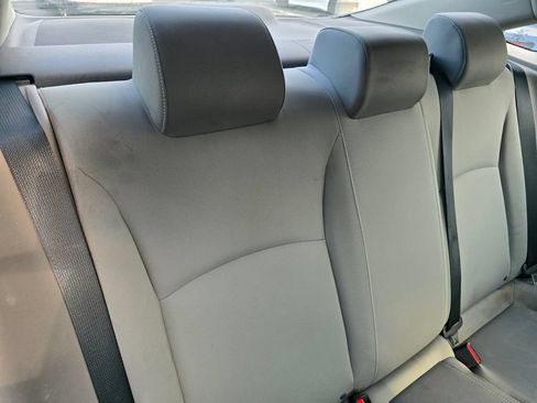 Used 2019 Honda Civic LX image 11