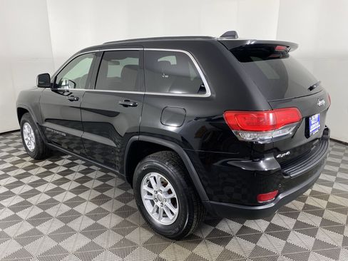 Used 2018 Jeep Grand Cherokee Laredo image 8
