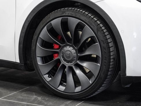 Used 2020 Tesla Model Y Performance image 61