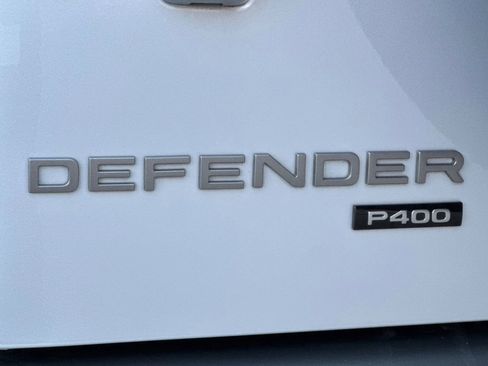 Used 2021 Land Rover Defender 110 X-Dynamic HSE image 14