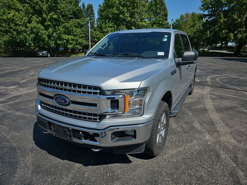 Used 2019 Ford F150 XLT w/ Equipment Group 302A Luxury AWD/4WD image 2