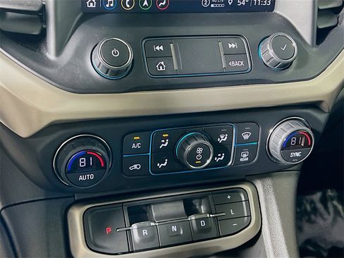 Used 2021 GMC Acadia Denali w/ Denali Ultimate Package image 15