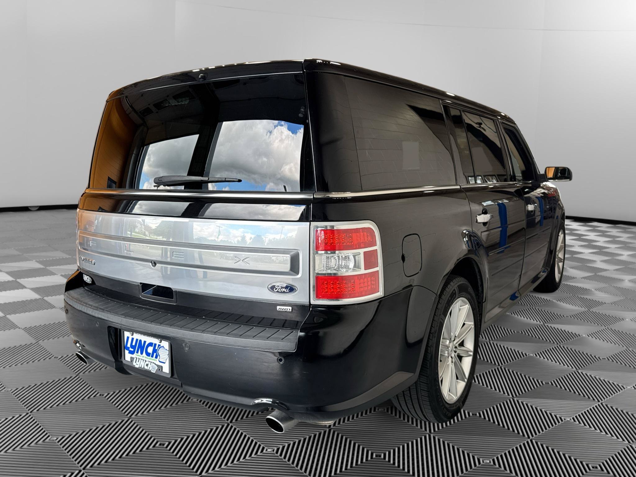 Used 2019 Ford Flex Limited AWD/4WD image 5