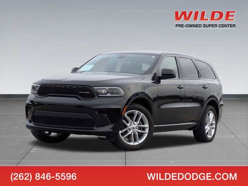 Used 2023 Dodge Durango GT image 1
