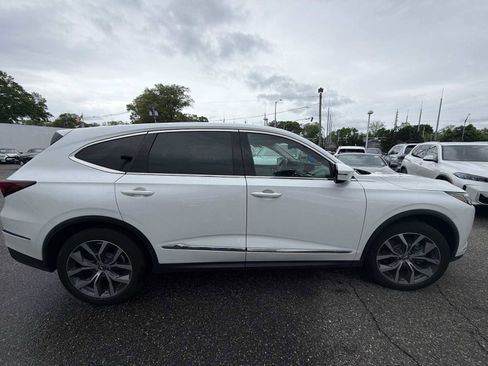 Used 2023 Acura MDX SH-AWD w/ Technology Package image 8