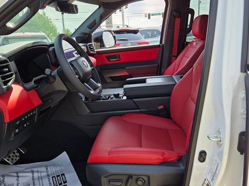 Used 2025 Toyota Sequoia TRD Pro AWD/4WD image 5