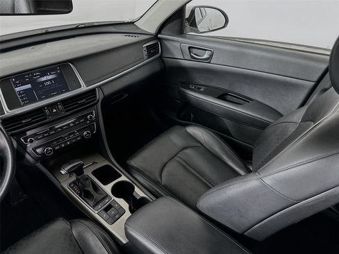 Used 2017 Kia Optima EX image 28