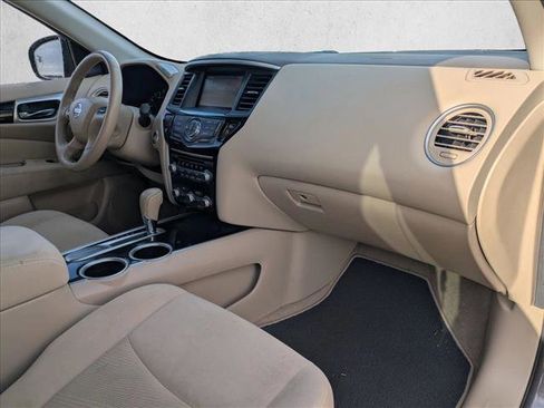 Used 2014 Nissan Pathfinder SV w/ Cargo Package image 17