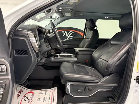 Used 2024 Ford F250 Lariat w/ Lariat Ultimate Package image 12