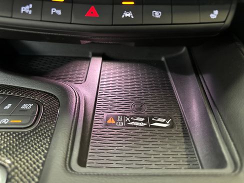 Used 2025 Cadillac CT5 Sport RWD image 21