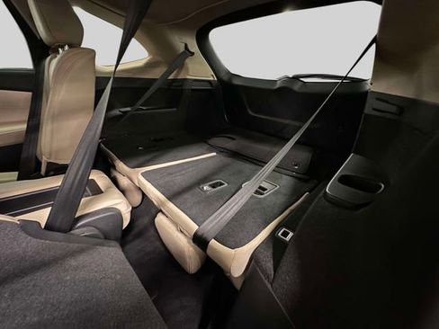 Certified 2023 Acura MDX SH-AWD w/ Technology Package image 23