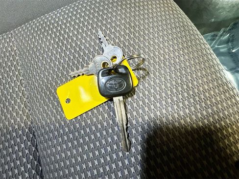 Used 2013 Toyota Tacoma 2WD Regular Cab image 29